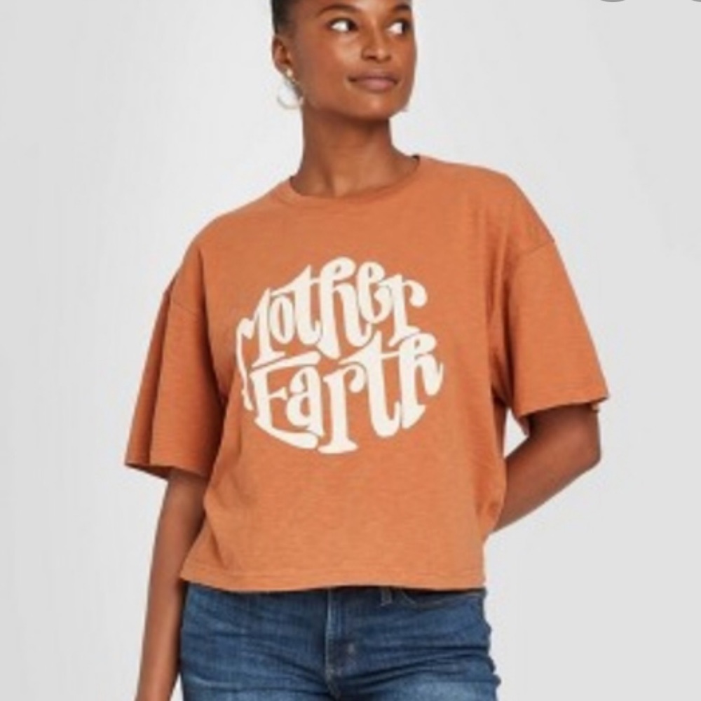 Universal Thread Mother Earth Boxy Graphic Tee